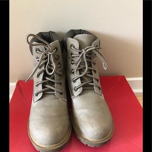 💛Esprit Boots 🥾 in Mushroom/Tan Color💛